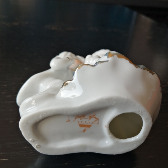 Lady Angela Accents Vintage Kissing Couple Porcelain Figurine By